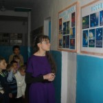 Екскурсію проводить Строкань Віта